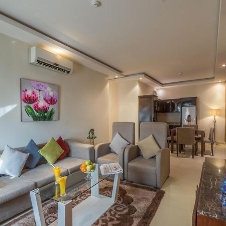 Al Muhaidb Jarir - Al Malaz Riyadh Bagian luar foto