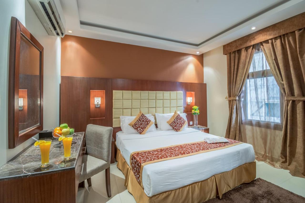 Al Muhaidb Jarir - Al Malaz Riyadh Bagian luar foto